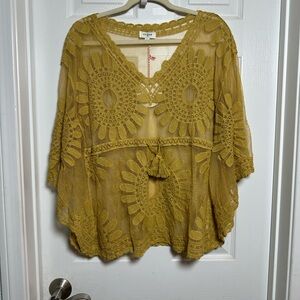 NEW WITH TAGS !Umgee Yellow Crochet Lace Blouse